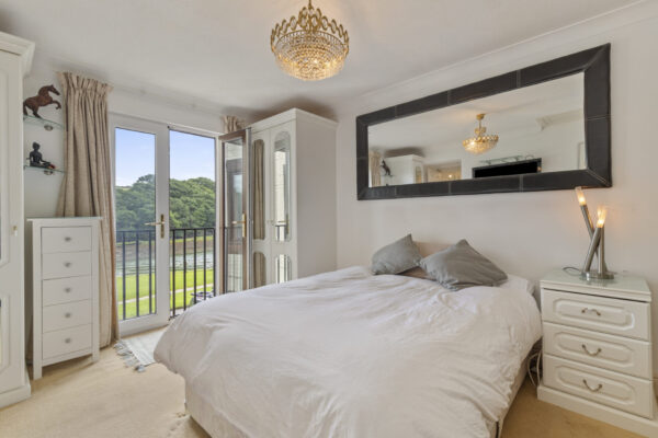 Gaddarn Reach, Neyland, SA73