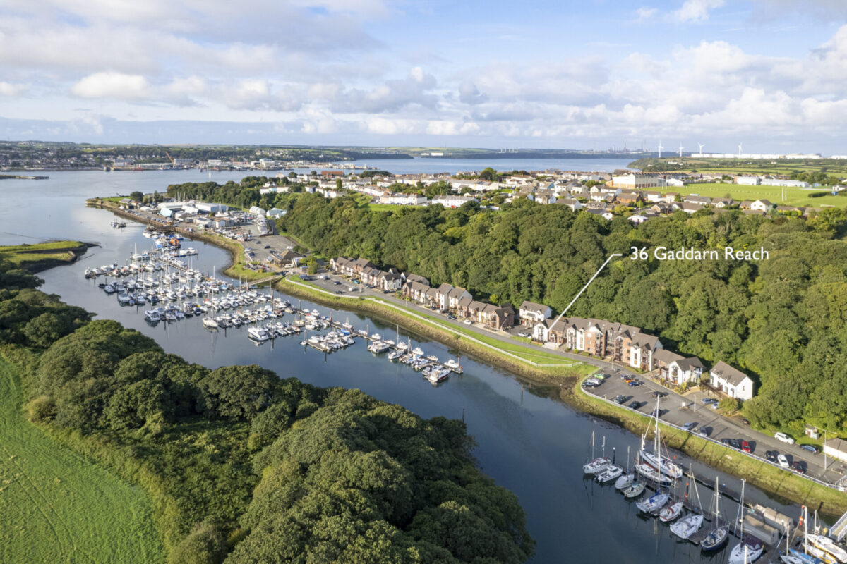 Gaddarn Reach, Neyland, SA73