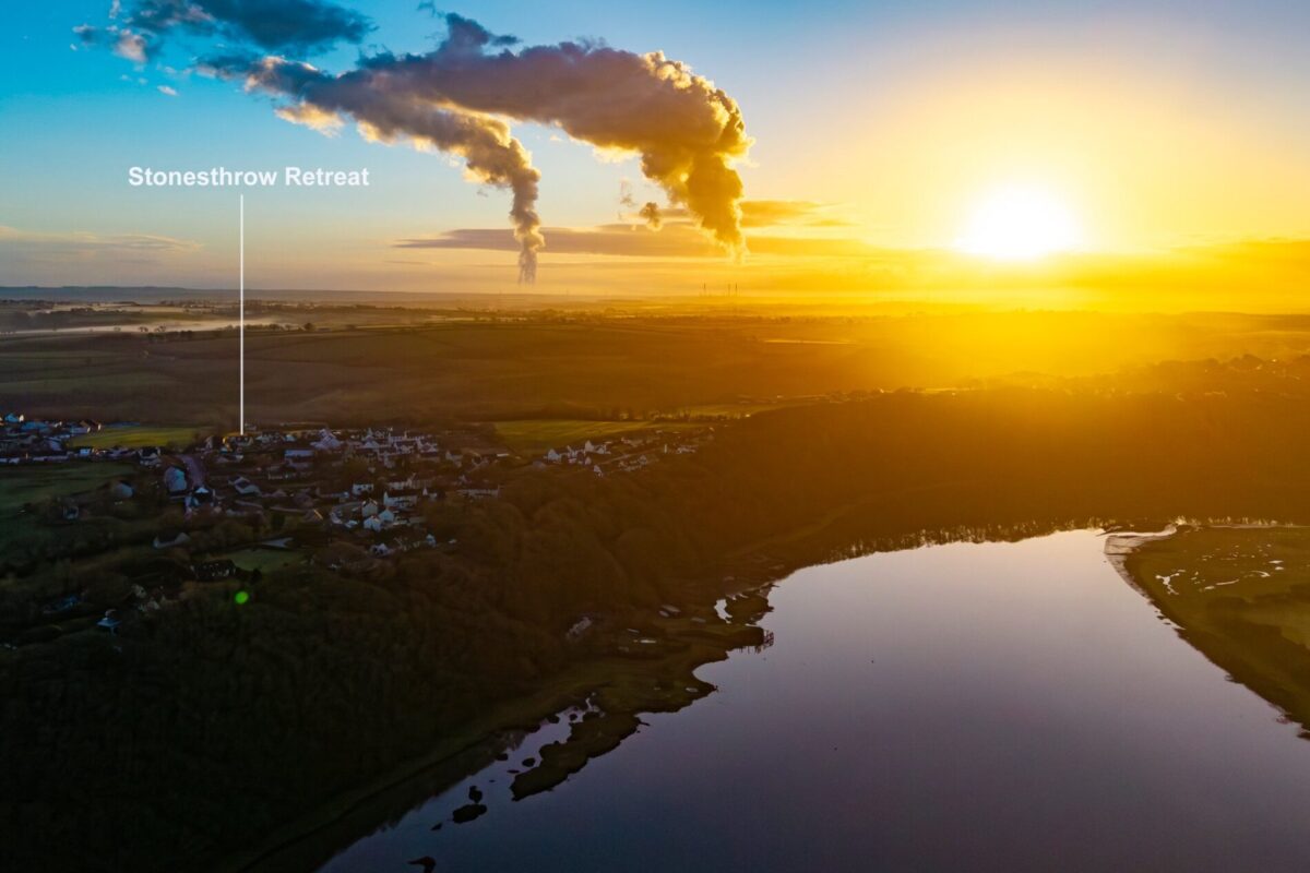 Stonesthrow Retreat, West Hook Road, Hook, Haverfordwest, SA62