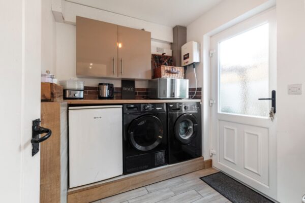 Stonesthrow Retreat, West Hook Road, Hook, Haverfordwest, SA62