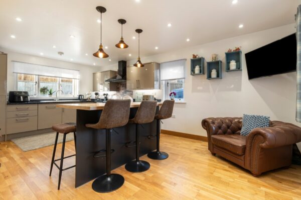 Stonesthrow Retreat, West Hook Road, Hook, Haverfordwest, SA62