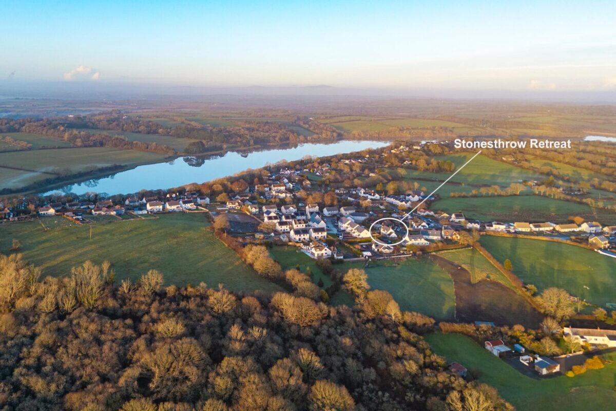 Stonesthrow Retreat, West Hook Road, Hook, Haverfordwest, SA62