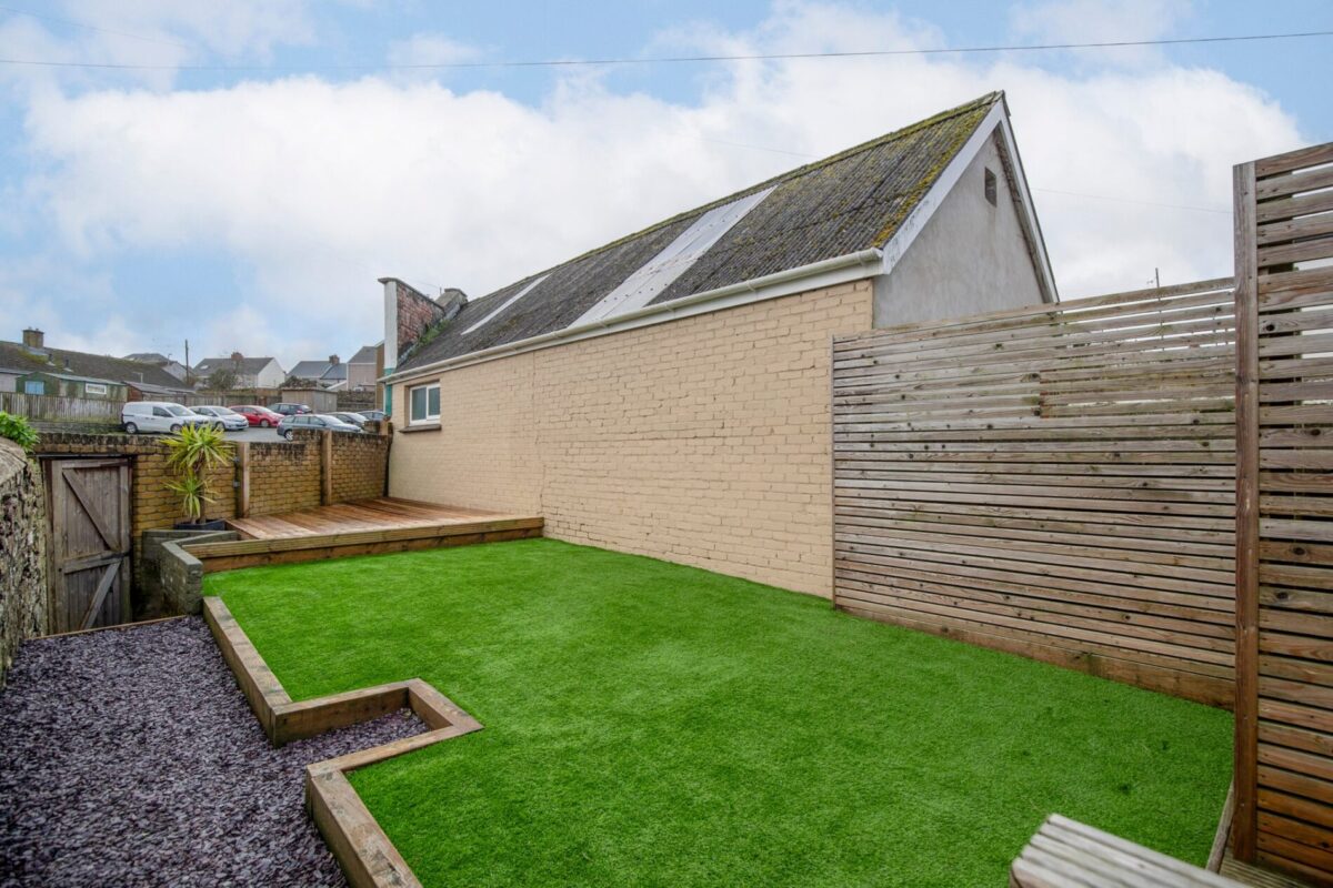 Upper Hill Street, Hakin, Milford Haven, SA73