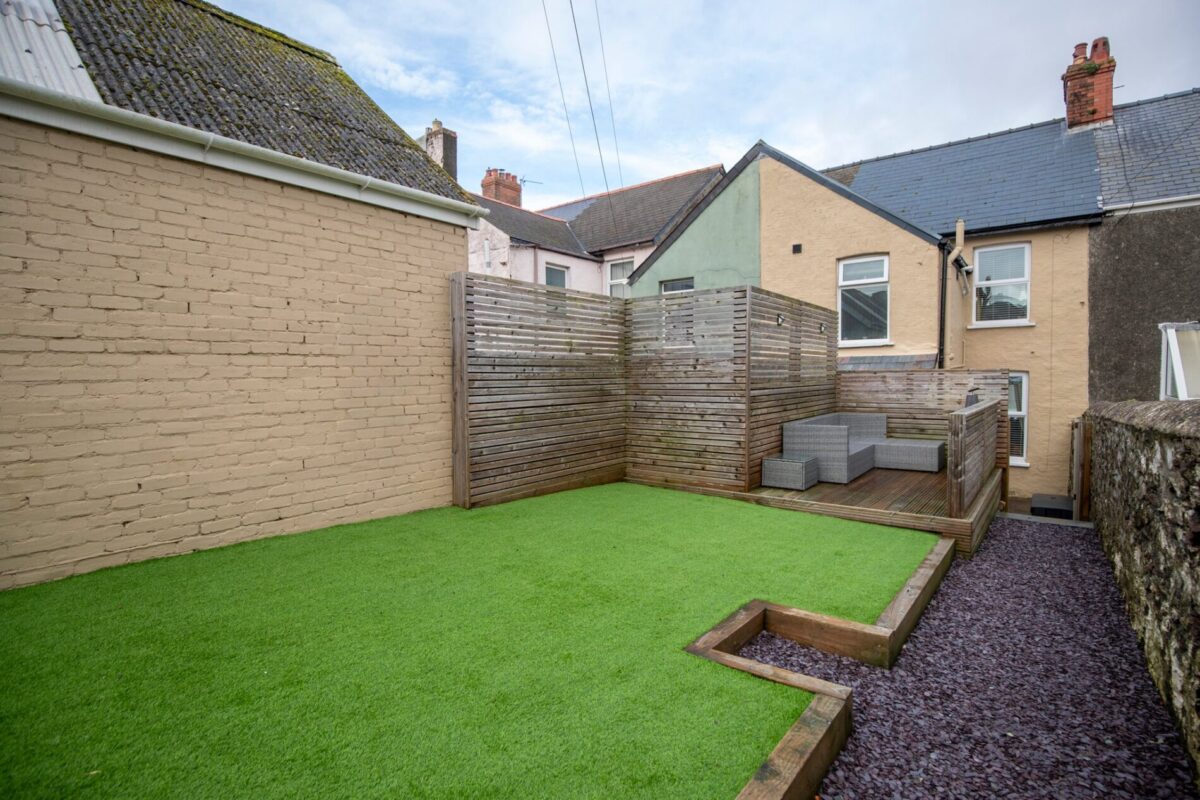 Upper Hill Street, Hakin, Milford Haven, SA73