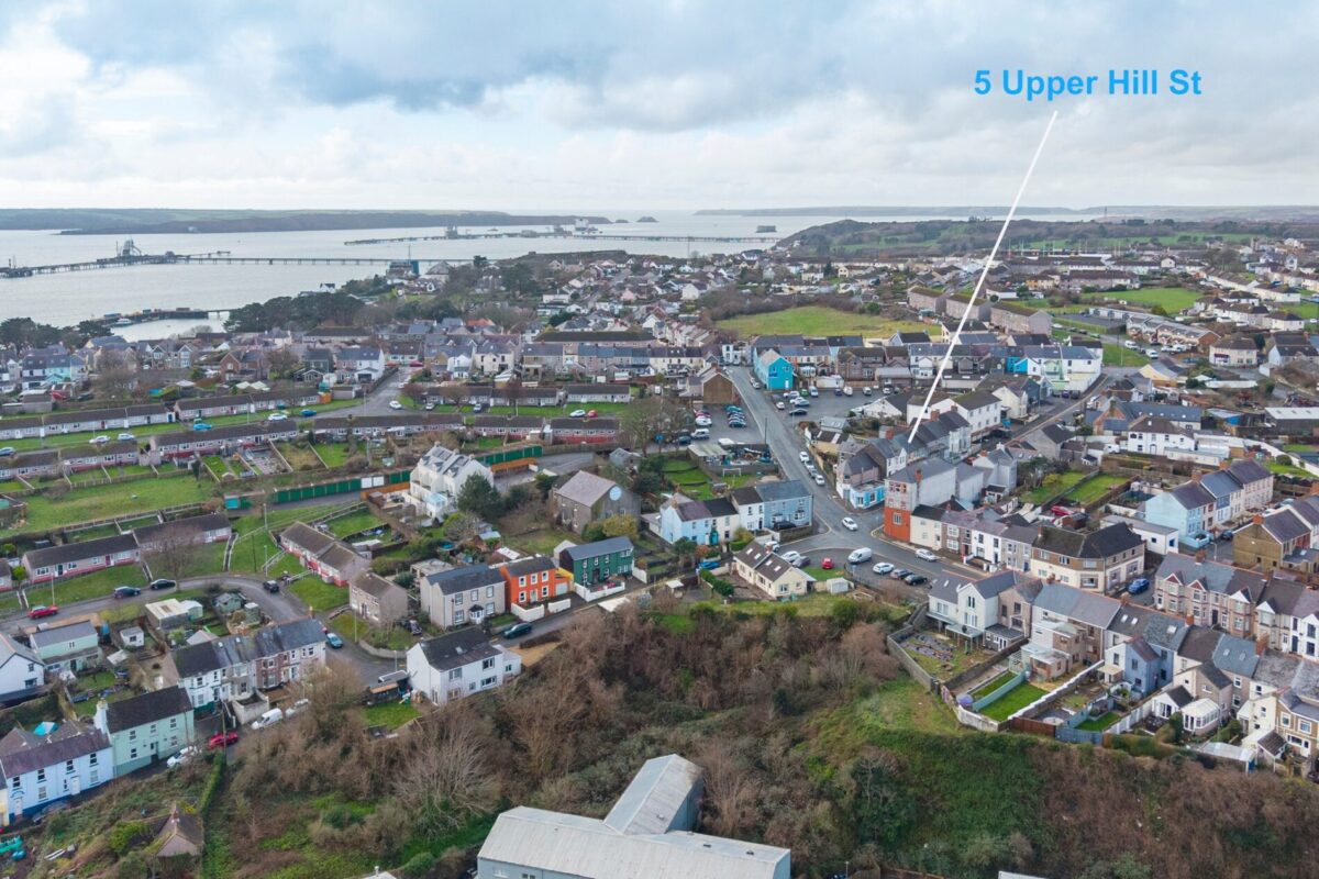 Upper Hill Street, Hakin, Milford Haven, SA73
