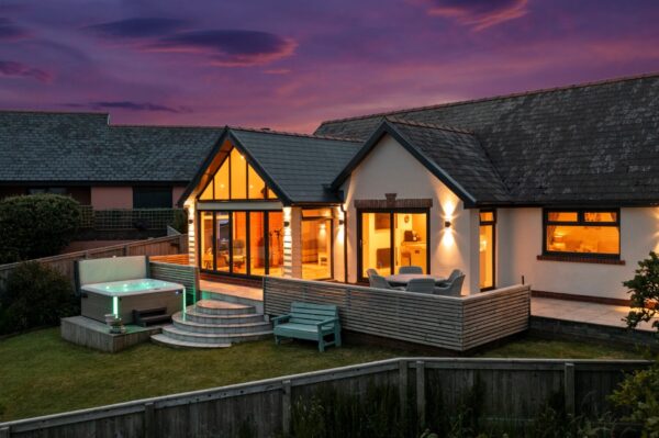 Merigale, Barnlake Point, Burton, Milford Haven, SA73