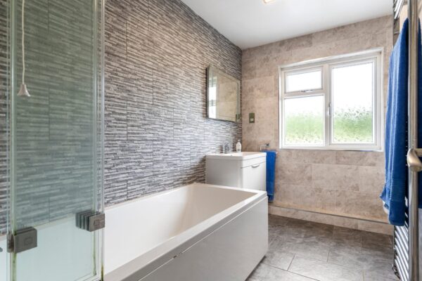 Long Mountain, Yerbeston, Kilgetty, SA68