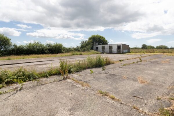 Long Mountain, Yerbeston, Kilgetty, SA68