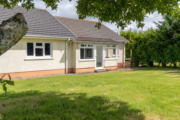 Long Mountain, Yerbeston, Kilgetty, SA68