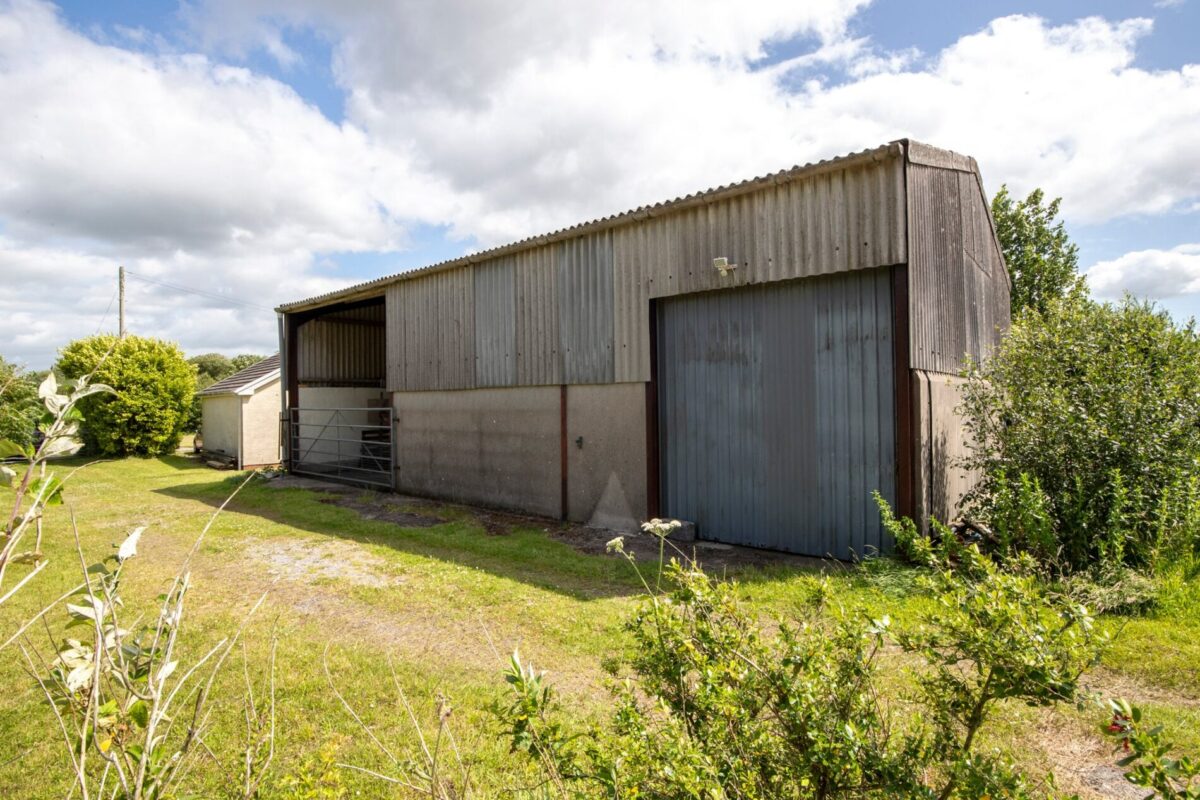 Long Mountain, Yerbeston, Kilgetty, SA68