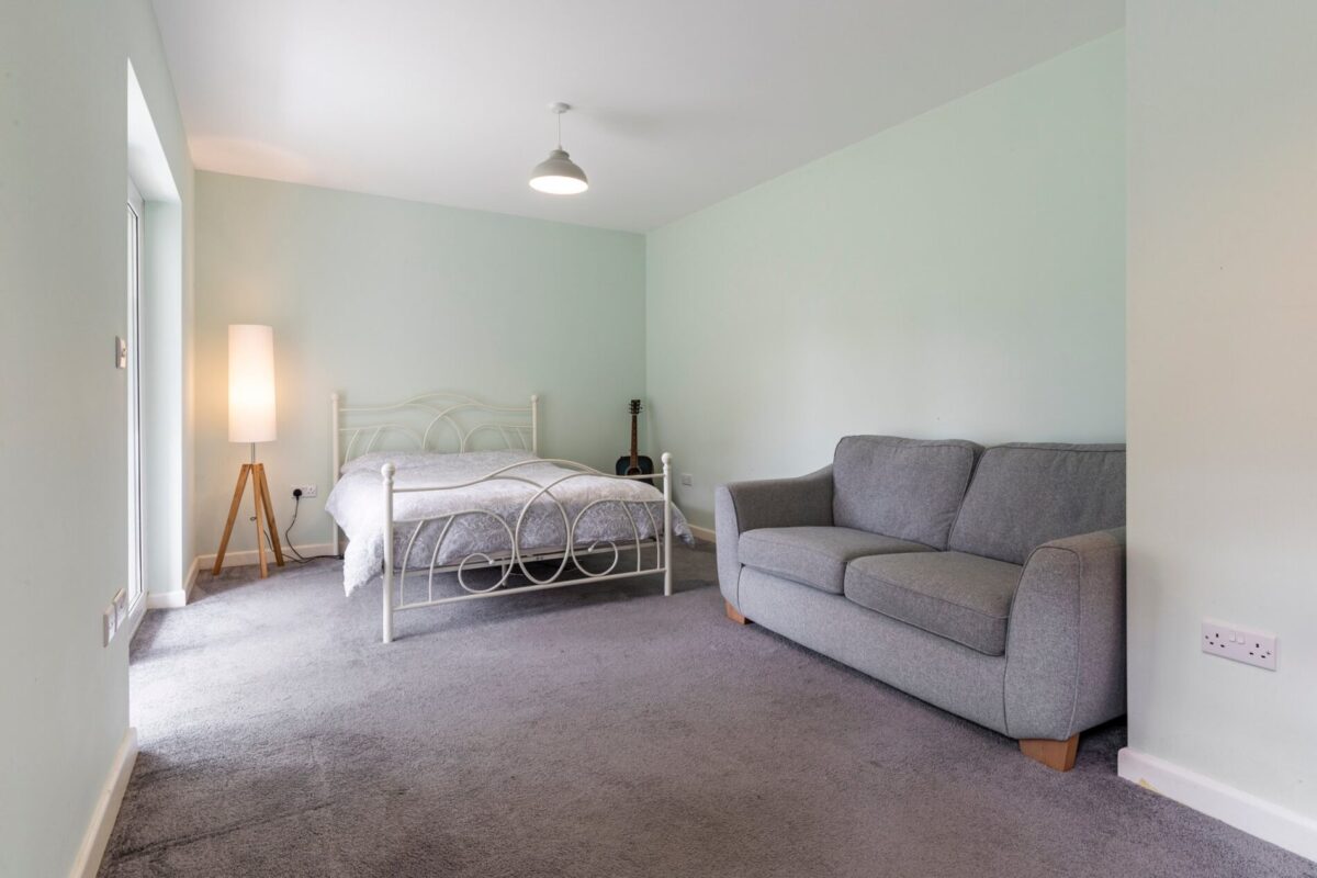 Long Mountain, Yerbeston, Kilgetty, SA68