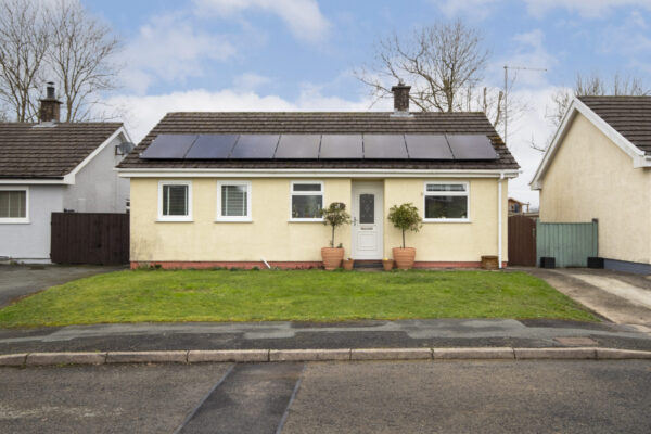 Elm Park, Crundale, SA62