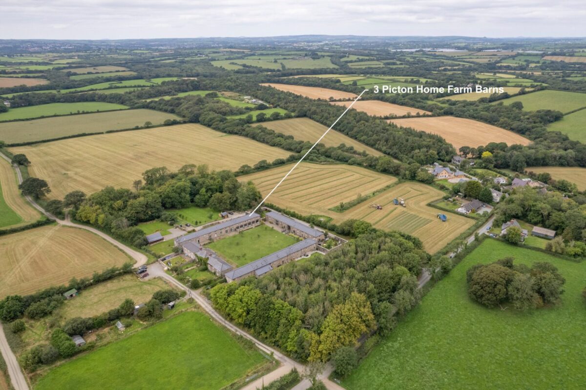 3 Picton Home Farm Barns, The Rhos, Haverfordwest, SA62