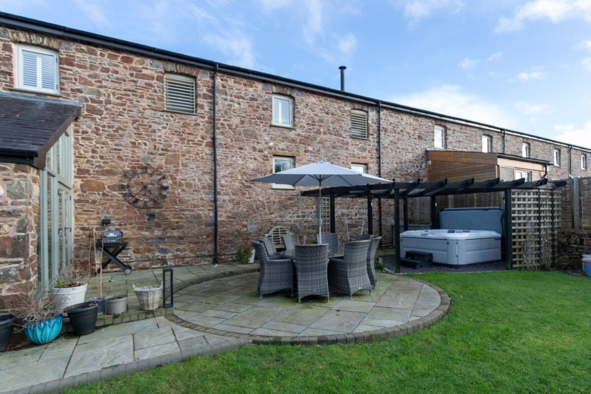 3 Picton Home Farm Barns, The Rhos, Haverfordwest, SA62