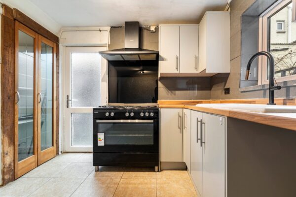 Delapoer Drive, Haverfordwest, SA61