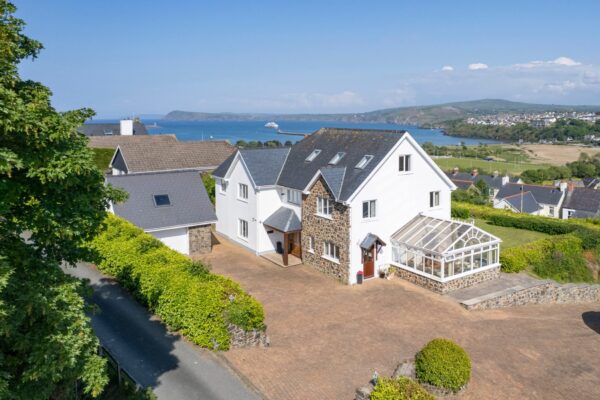 Trevone, Jacksons Way, Goodwick, SA64