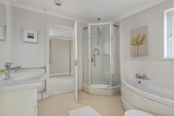 Jacksons Way, Goodwick, SA64