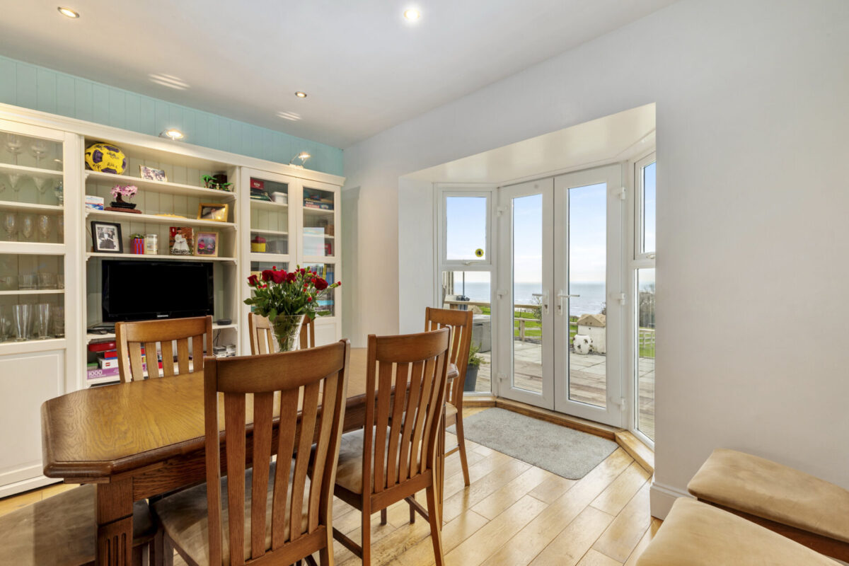 Amroth, Narberth, SA67