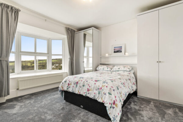 Amroth, Narberth, SA67