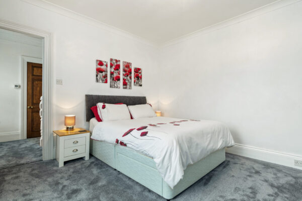 Amroth, Narberth, SA67