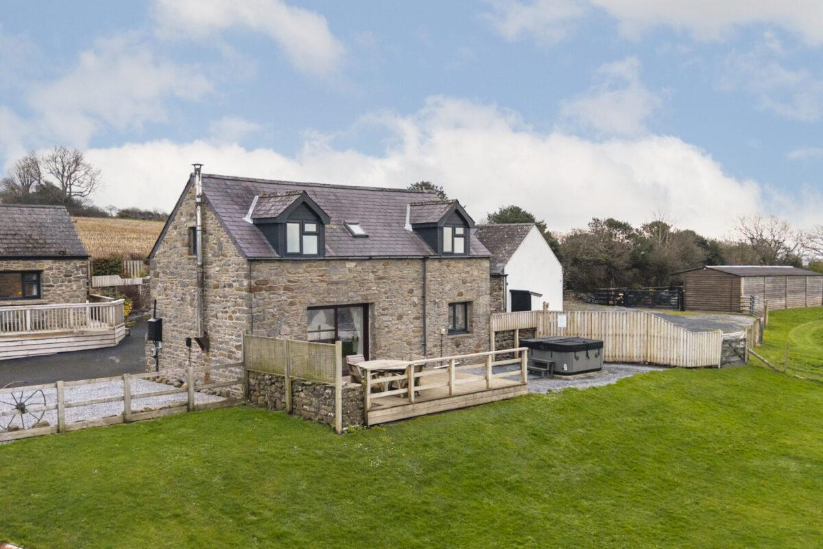 Amroth, Narberth, SA67