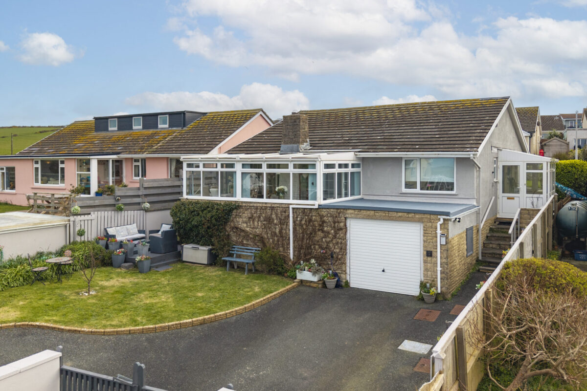 Atlantic Drive, Broad Haven, SA62