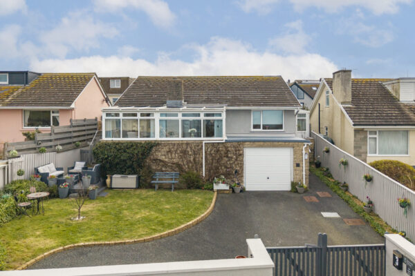 Atlantic Drive, Broad Haven, SA62
