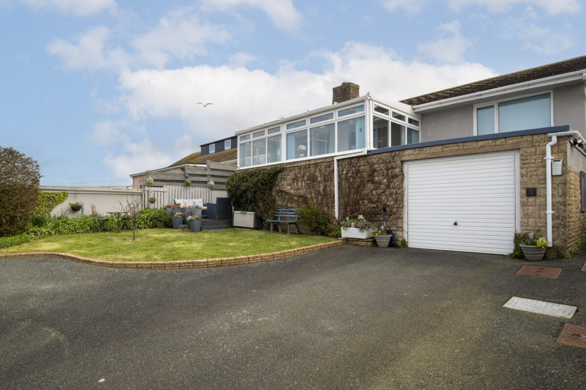 Atlantic Drive, Broad Haven, SA62