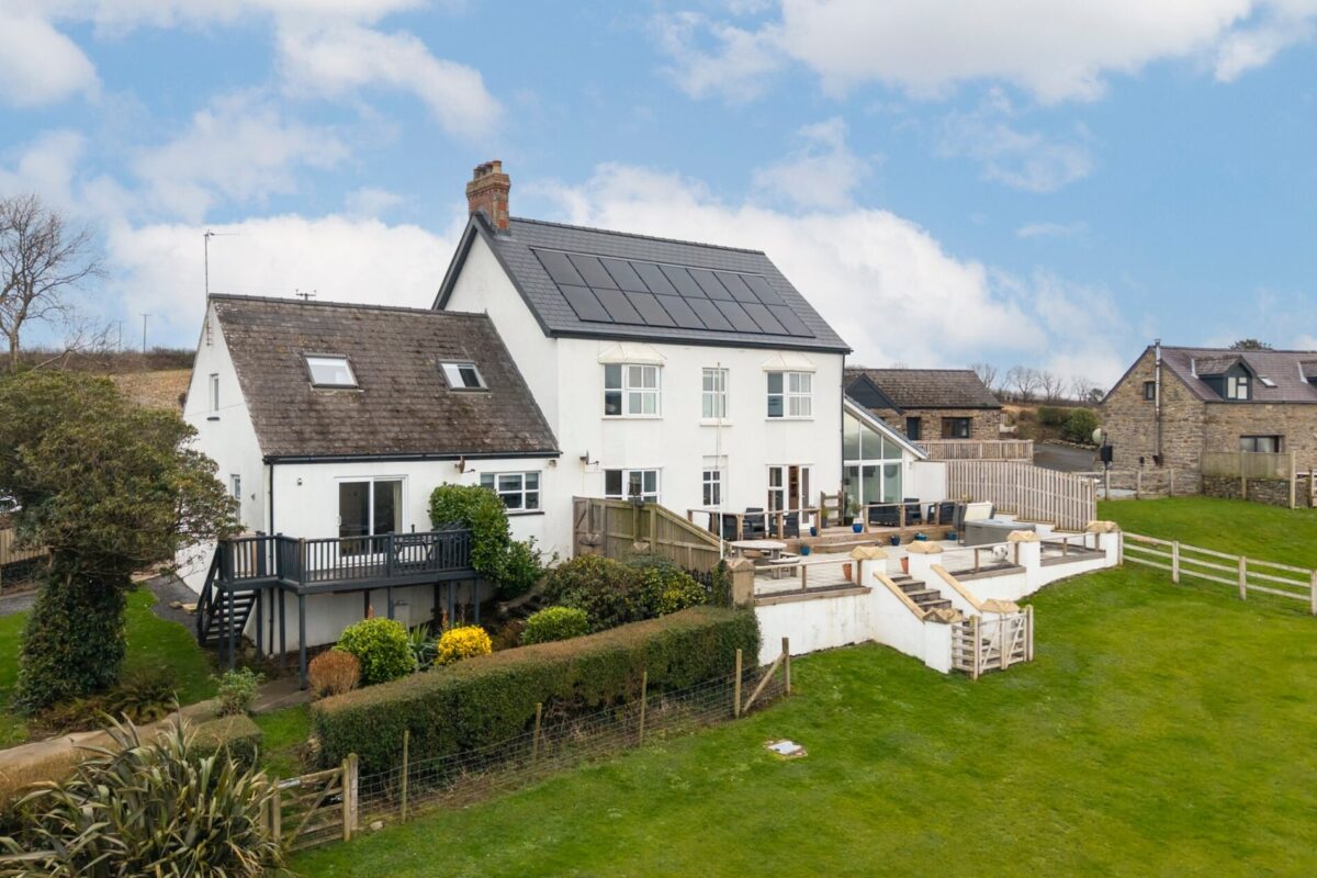 Furzewood Farm & Amroth Cottages, Amroth, Narberth, SA67