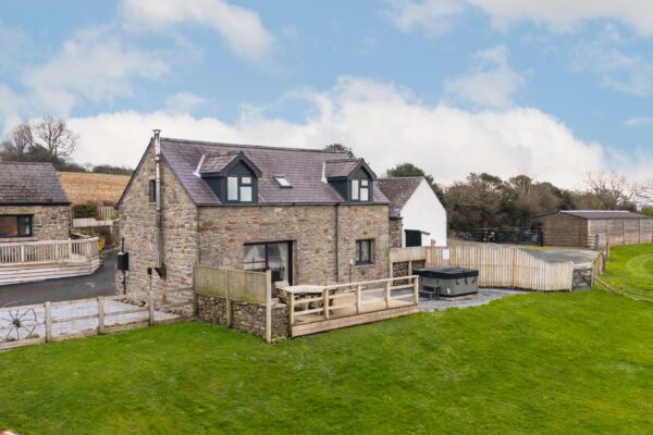 Furzewood Farm & Amroth Cottages, Amroth, Narberth, SA67