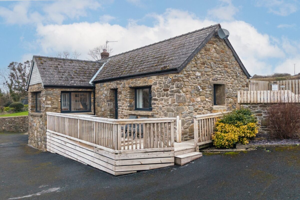 Furzewood Farm & Amroth Cottages, Amroth, Narberth, SA67
