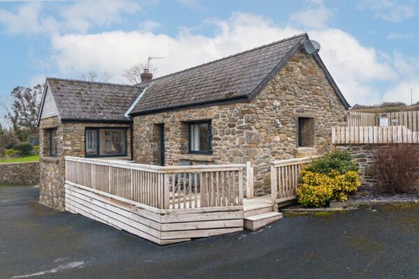 Furzewood Farm & Amroth Cottages, Amroth, Narberth, SA67