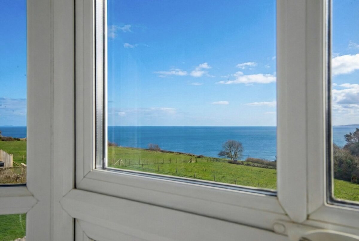 Furzewood Farm & Amroth Cottages, Amroth, Narberth, SA67