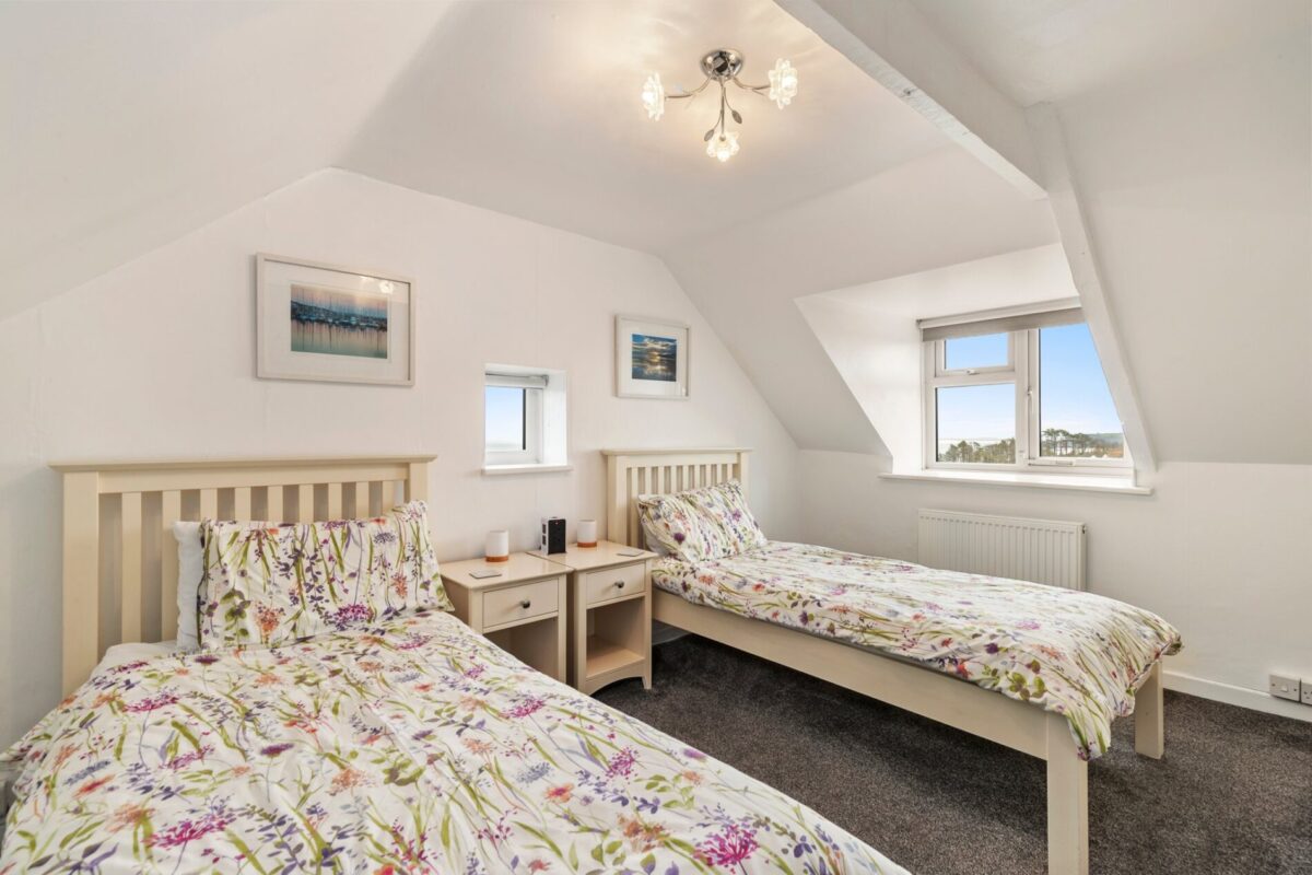 Furzewood Farm & Amroth Cottages, Amroth, Narberth, SA67