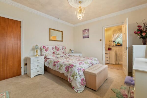 Osborn Park, Neyland, Milford Haven, SA73