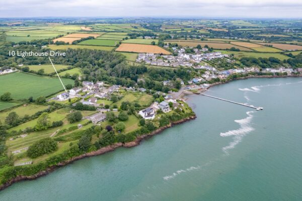 Lighthouse Drive, Llanstadwell, Milford Haven, SA73
