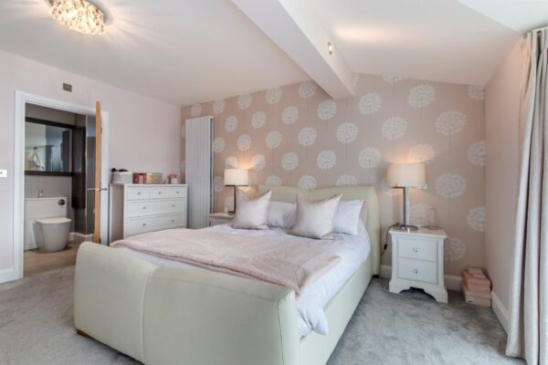 Lighthouse Drive, Llanstadwell, Milford Haven, SA73