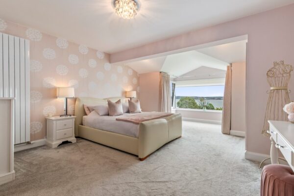 Lighthouse Drive, Llanstadwell, Milford Haven, SA73