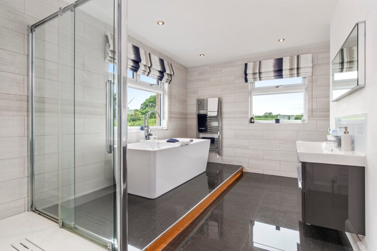 Lighthouse Drive, Llanstadwell, Milford Haven, SA73