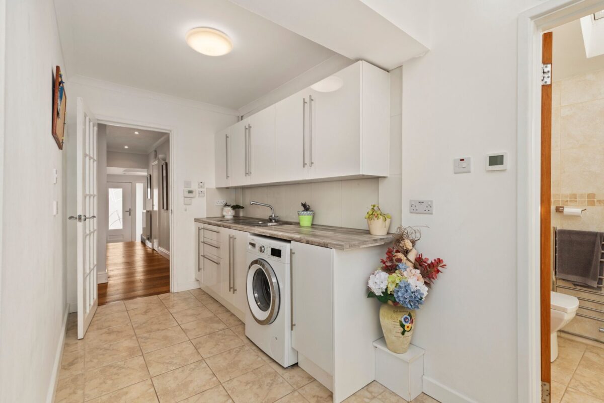 Penrhiw, Trewent Hill, Freshwater East, Pembroke, SA71