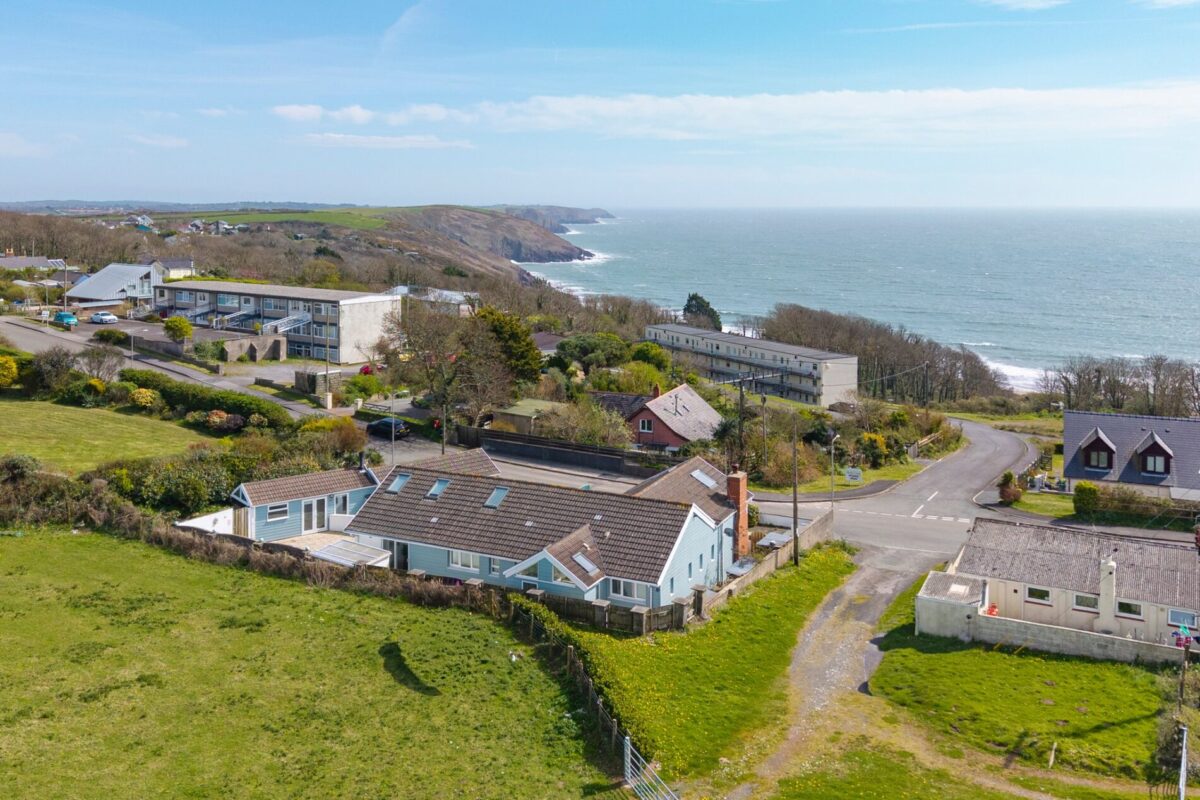 Penrhiw, Trewent Hill, Freshwater East, Pembroke, SA71