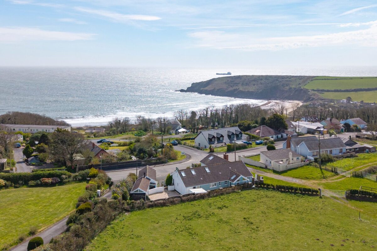 Penrhiw, Trewent Hill, Freshwater East, Pembroke, SA71