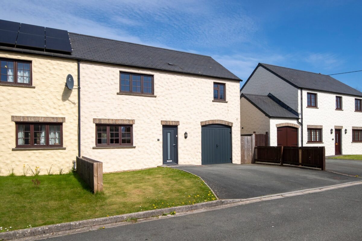 Glanafon Gardens, Haverfordwest, SA62