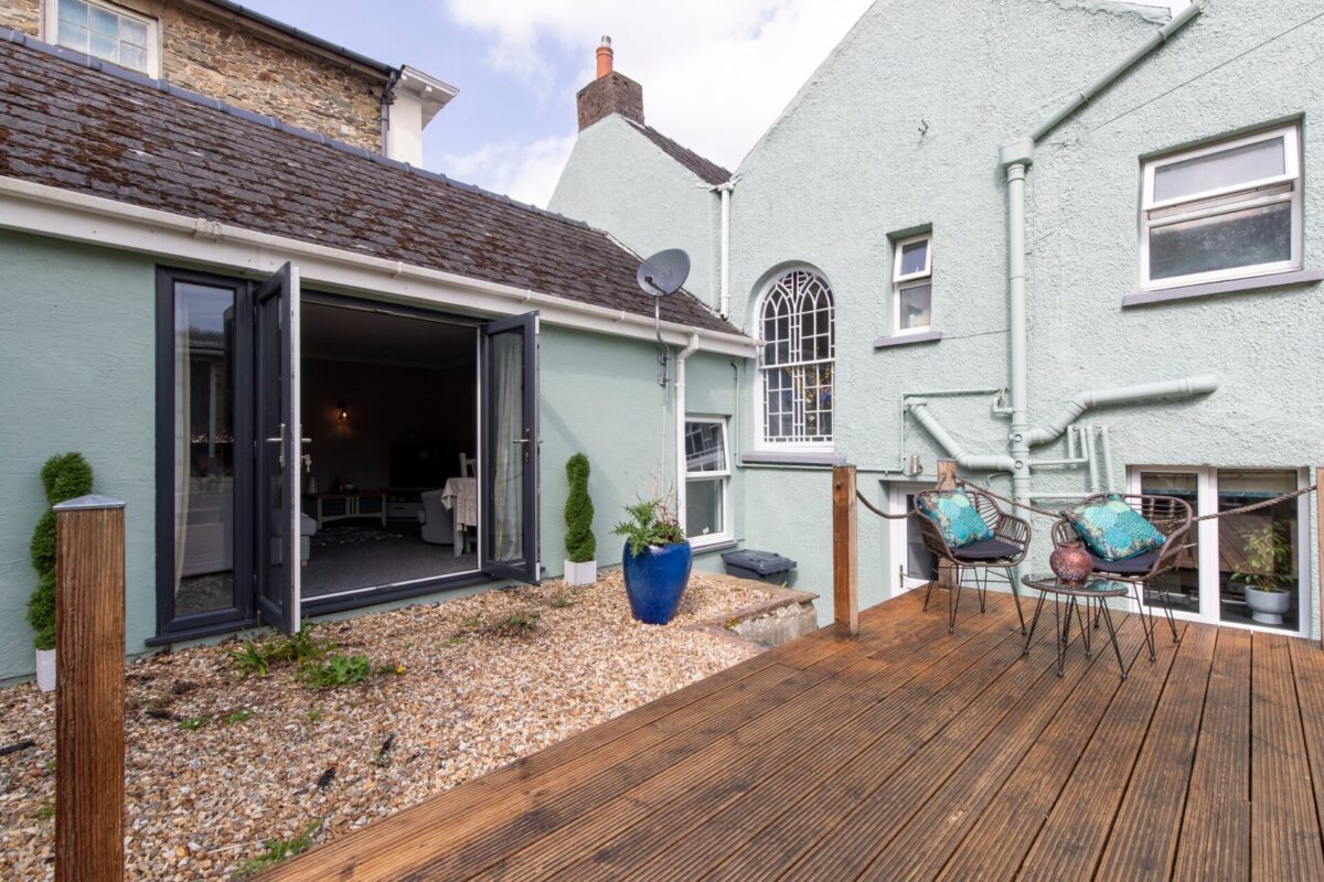 Fontane House, High Street, Fishguard, SA65
