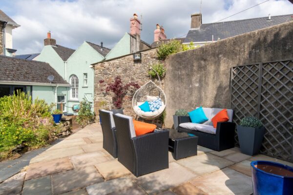 Fontane House, High Street, Fishguard, SA65