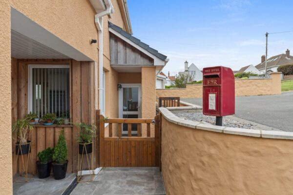 Pointfields Crescent, Hakin, Milford Haven, SA73