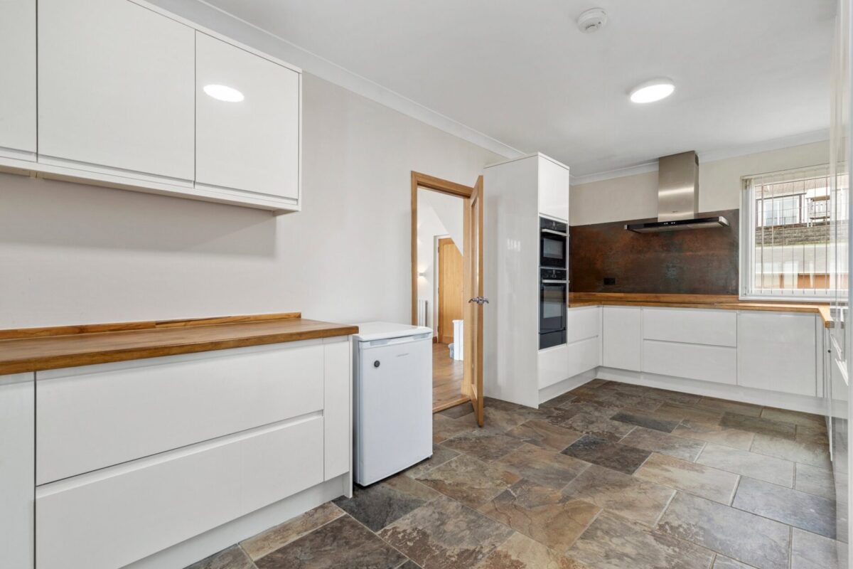 Pointfields Crescent, Hakin, Milford Haven, SA73