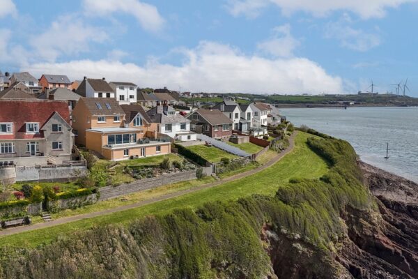 Pointfields Crescent, Hakin, Milford Haven, SA73