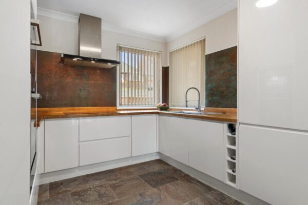 Pointfields Crescent, Hakin, Milford Haven, SA73