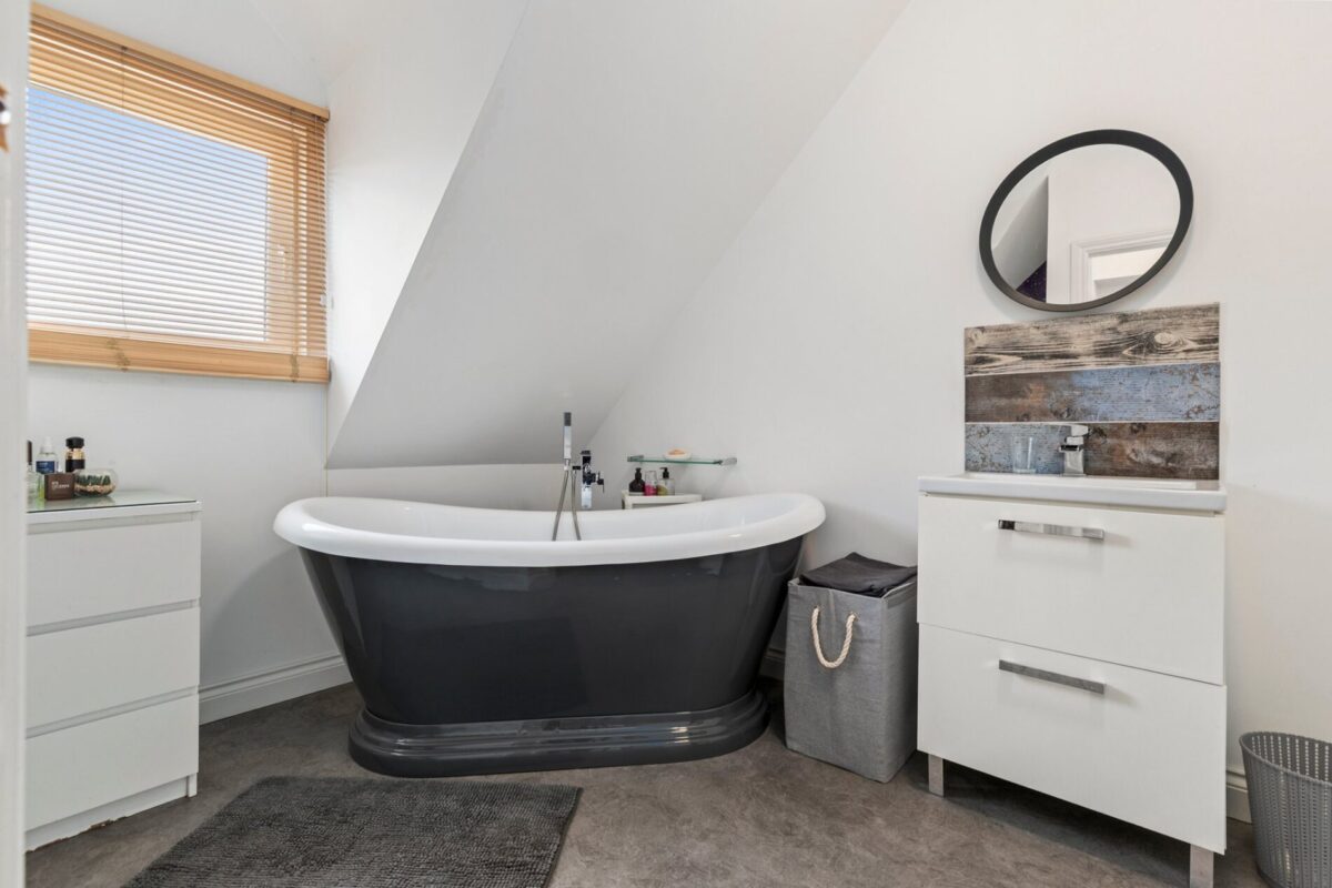 Pointfields Crescent, Hakin, Milford Haven, SA73